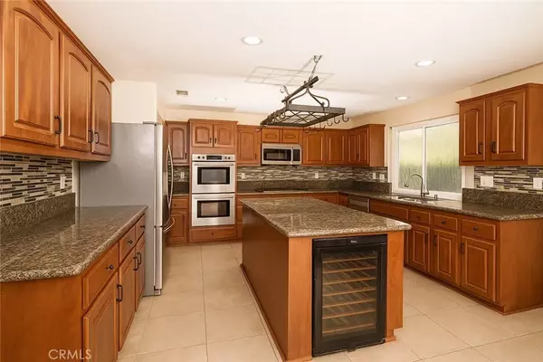 Corona, CA 92881,2559 Gilbert Avenue