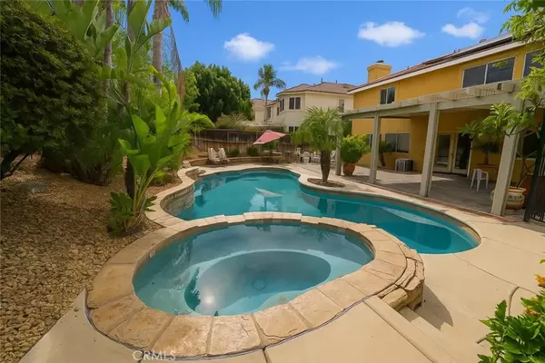 Corona, CA 92881,2559 Gilbert Avenue