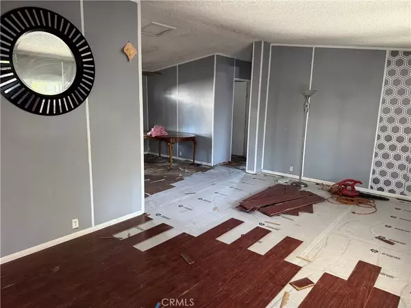 Eastvale, CA 91752,5800 Hamner #287