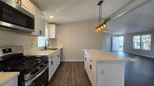 Fountain Valley, CA 92708,138 Sumac