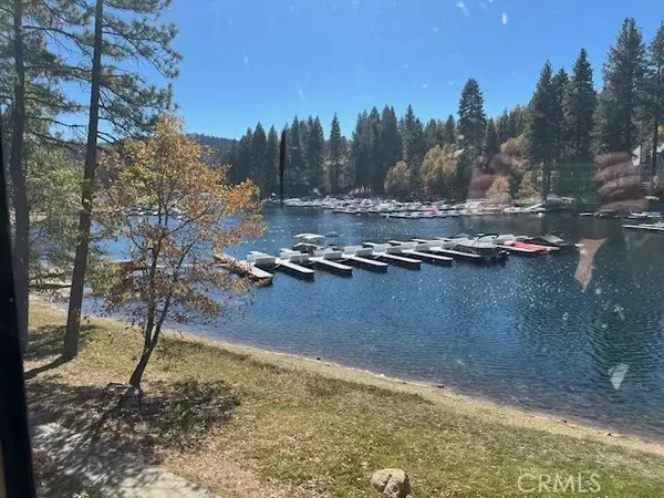 Lake Arrowhead, CA 92352,27721 Peninsula Drive #218