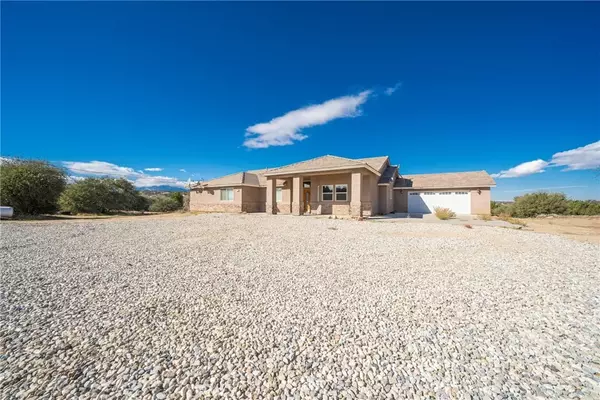 Oak Hills, CA 92344,5378 Bellflower Street