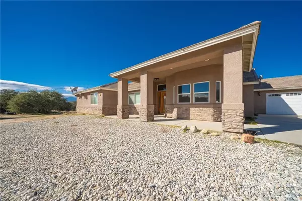 5378 Bellflower Street, Oak Hills, CA 92344