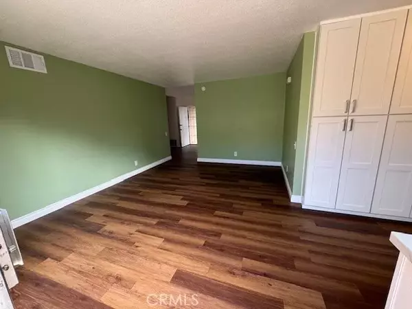 Corona, CA 92879,1512 Evergreen Lane