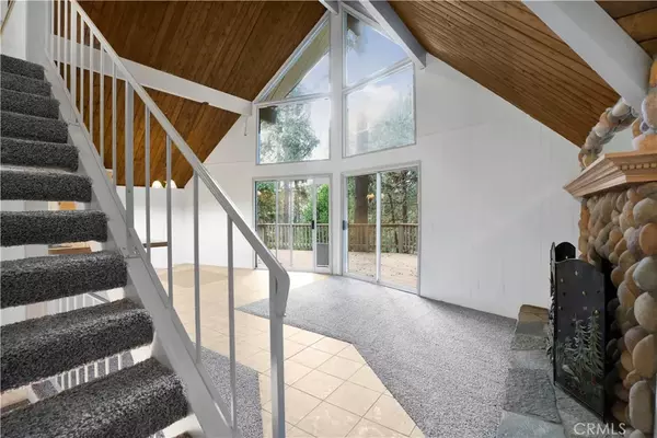 Lake Arrowhead, CA 92352,414 Grass Valley