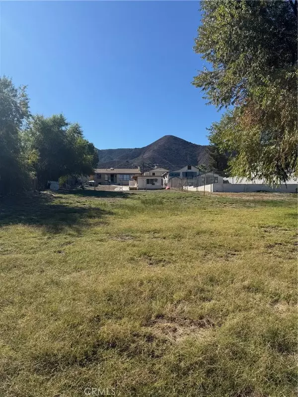 Lake Elsinore, CA 92530,17162 Grand