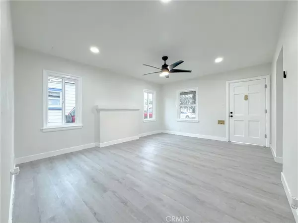 Long Beach, CA 90805,5557 Lemon Avenue