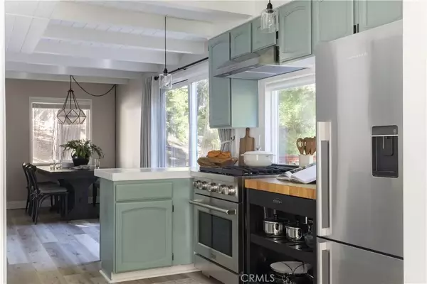 Lake Arrowhead, CA 92352,147 Marshall