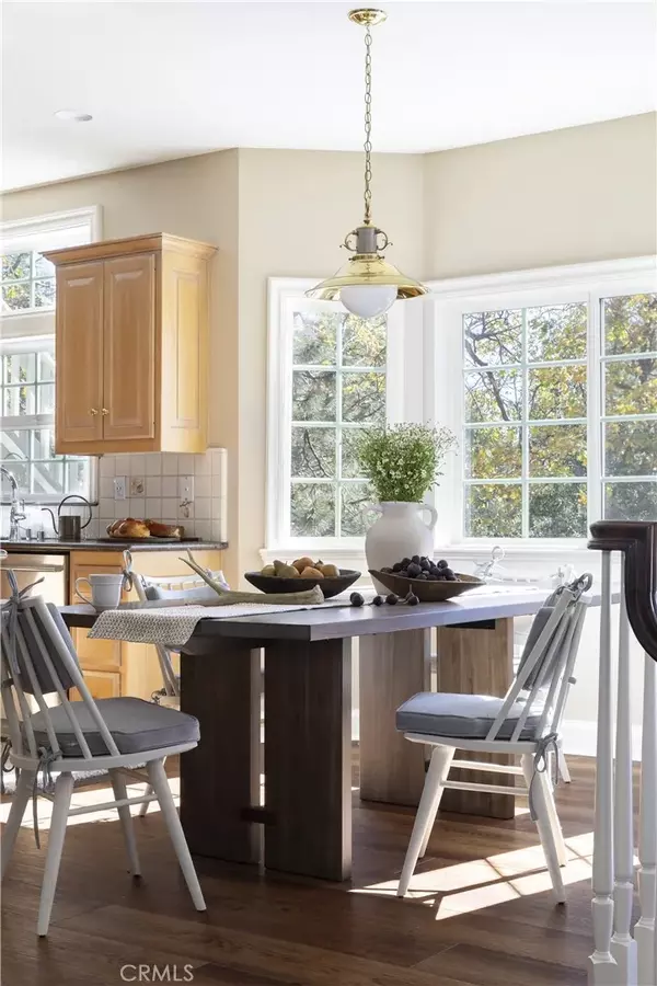 Lake Arrowhead, CA 92352,1010 Black Oaks