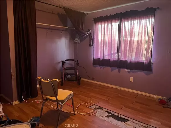 Highland, CA 92346,7824 Peacock