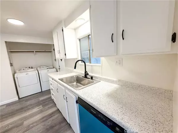 Riverside, CA 92507,104 Sir Tristram #104