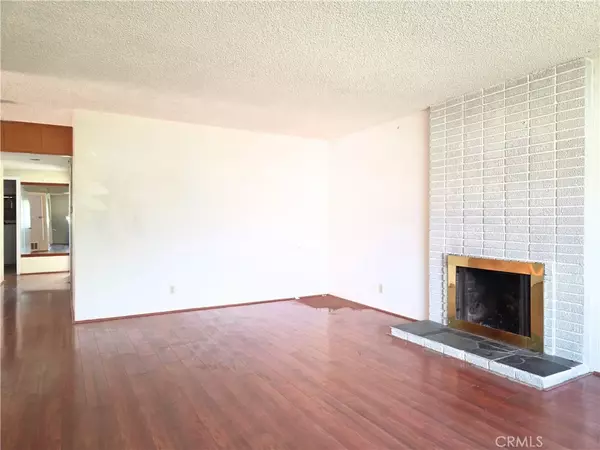 San Bernardino, CA 92404,25845 Holly Vista