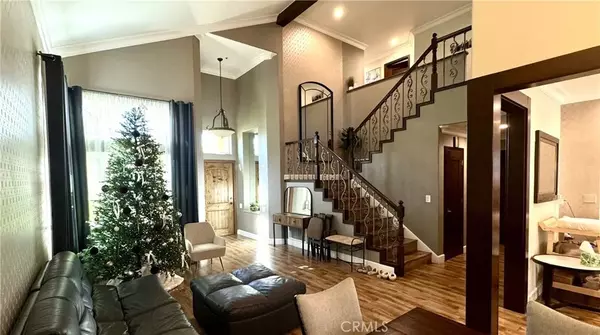 Anaheim, CA 92804,2512 W Halfmoon