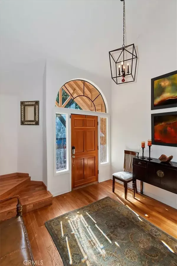 Lake Arrowhead, CA 92352,27162 Peninsula Drive