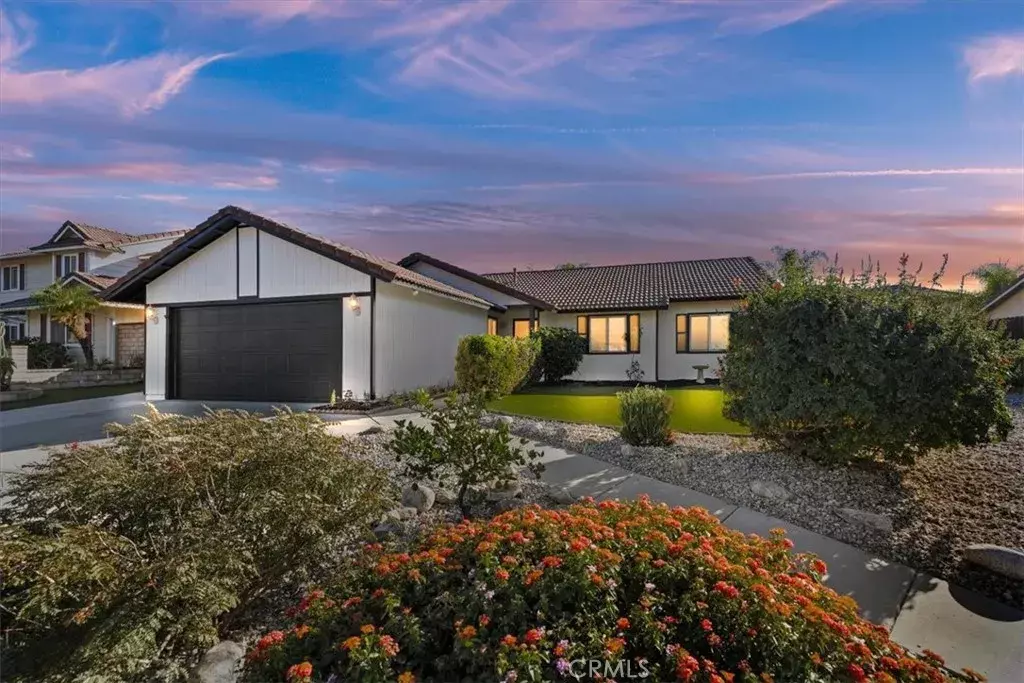 Redlands, CA 92374,934 Gail