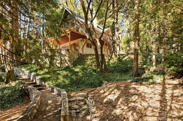 Lake Arrowhead, CA 92352,300 Pioneer