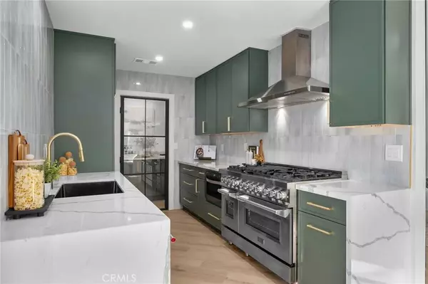 17381 Meer, Huntington Beach, CA 92647