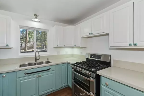 Big Bear Lake, CA 92315,565 Golden West