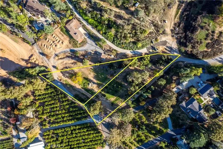 218 Valencia, Redlands, CA 92374