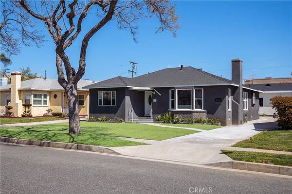 8700 S 8th Avenue, Inglewood, CA 90305