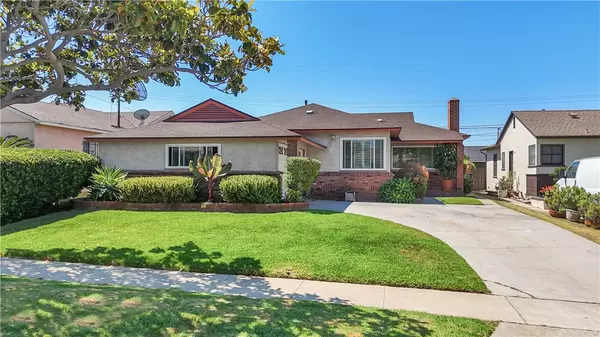 2502 W 117th Street, Hawthorne, CA 90250