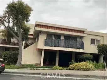 2231 Saint Louis Avenue #101B, Signal Hill, CA 90755