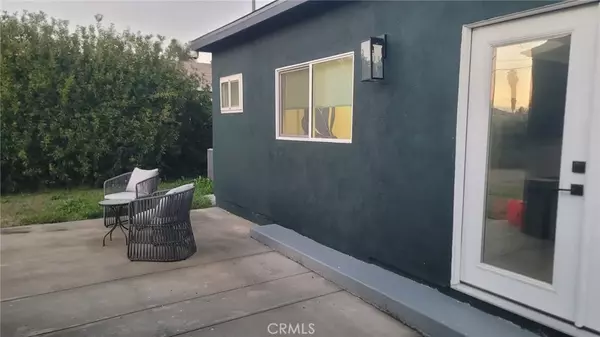 Inglewood, CA 90305,8917 10th Avenue