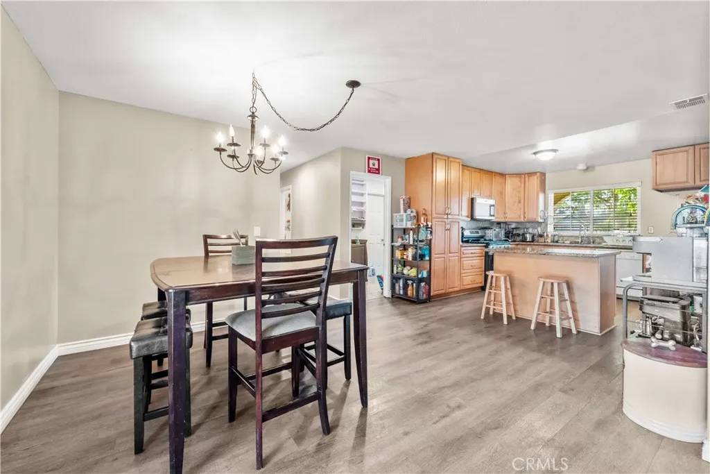 Jurupa Valley, CA 91752,11302 MERCURY CT