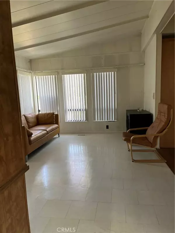 Brea, CA 98821,755 Village Lake Mall #337