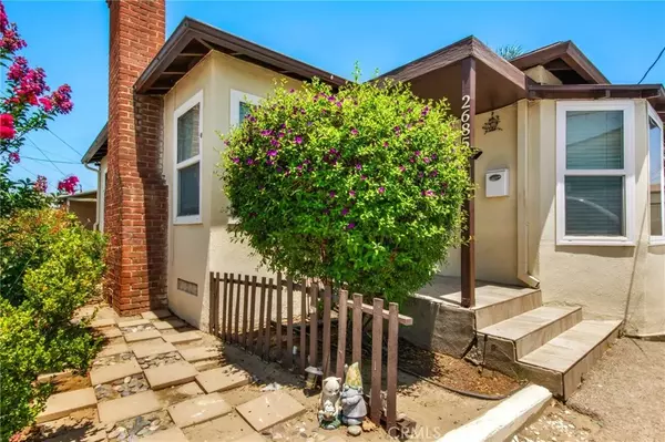 La Verne, CA 91750,2685 Arrow