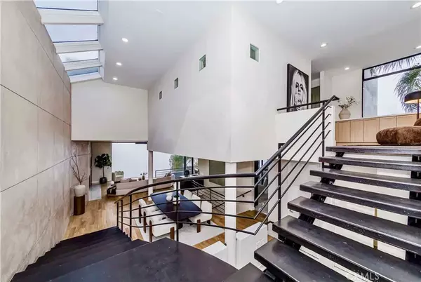 Laguna Beach, CA 92651,1195 La Mirada Street