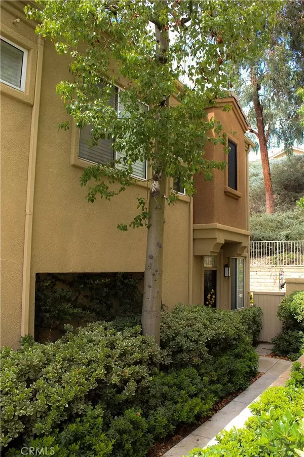 Valencia, CA 91354,26963 Hillborough Parkway #71