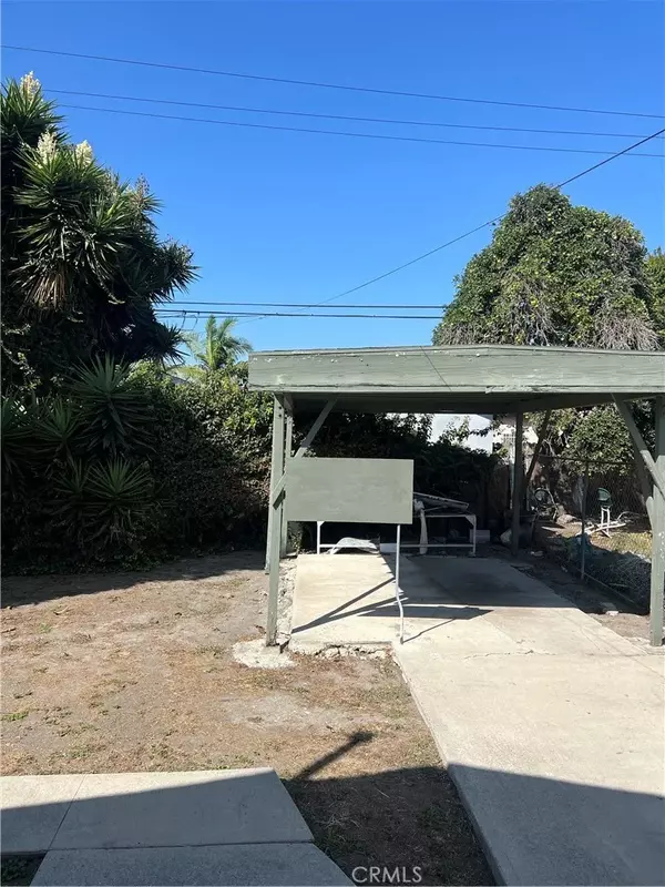 Los Angeles, CA 90047,1619 W 68th Street