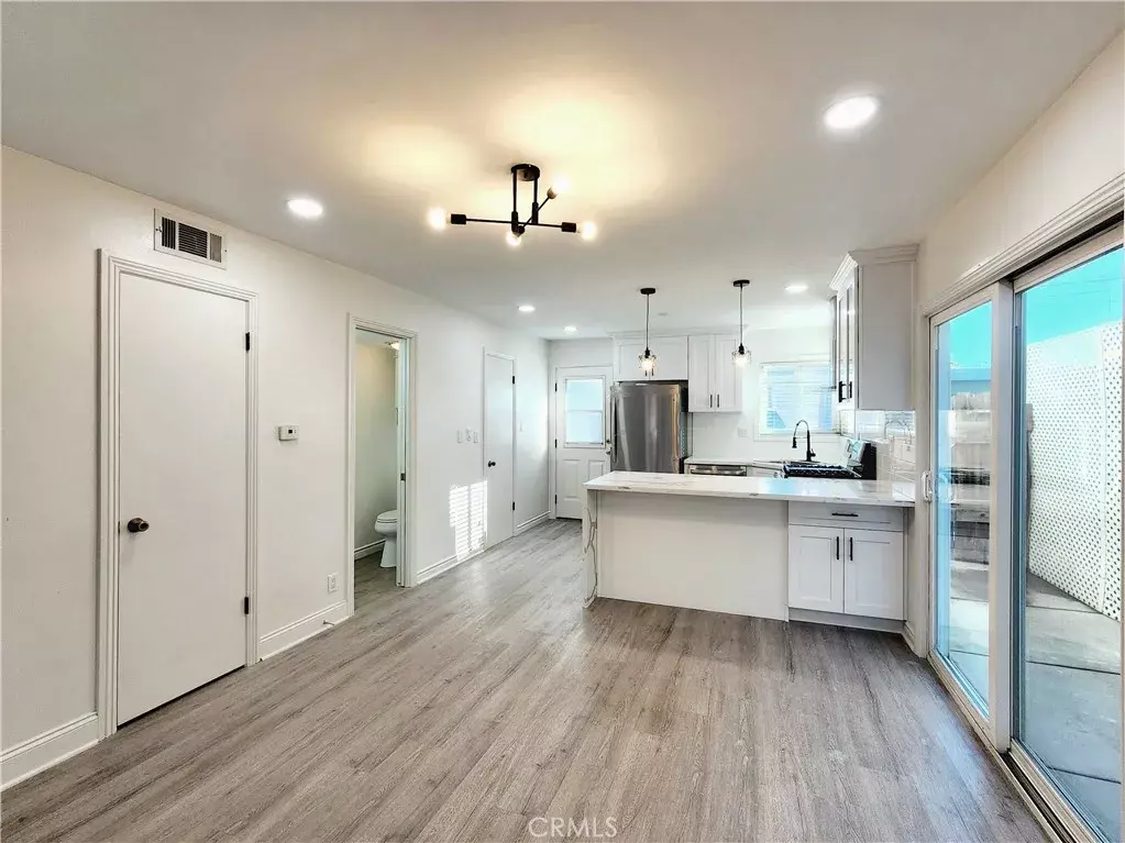Torrance, CA 90503,4804 Del Amo Blvd #1