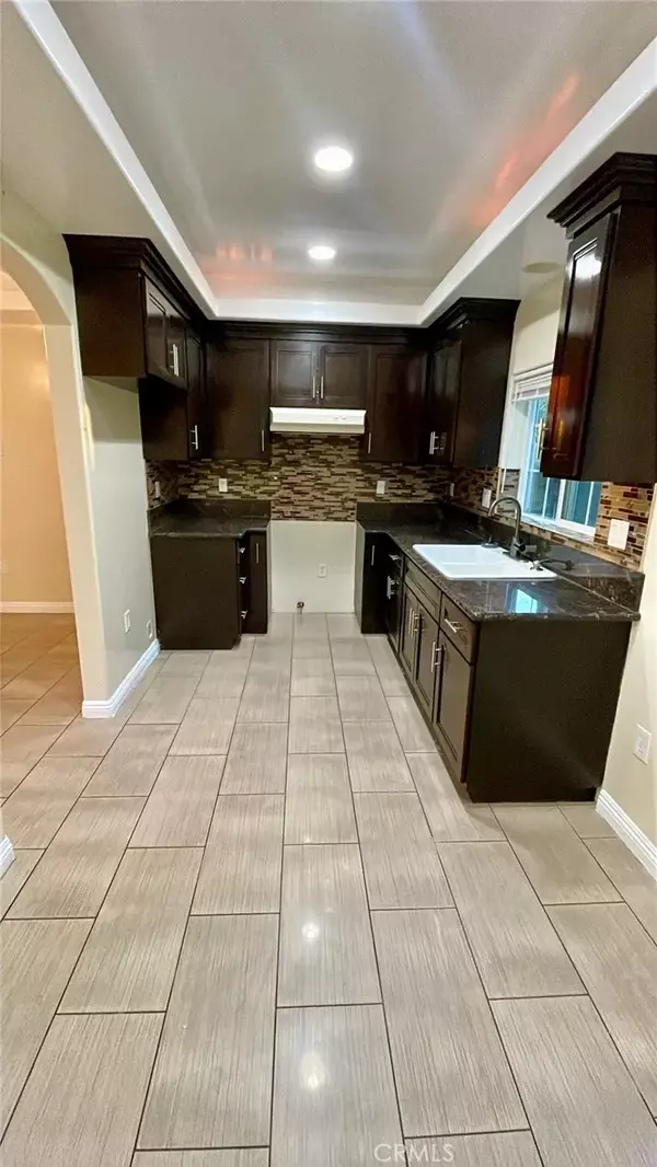 Inglewood, CA 90303,10816 S Yukon Avenue