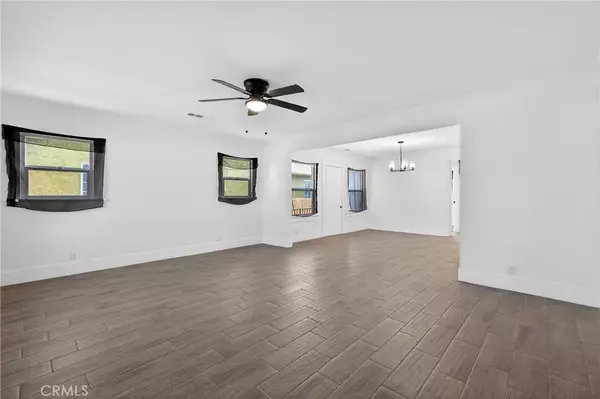 Los Angeles, CA 90044,1052 W 74th