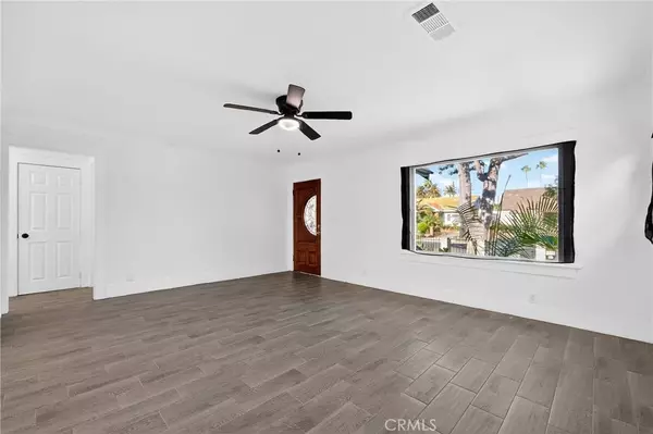 Los Angeles, CA 90044,1052 W 74th