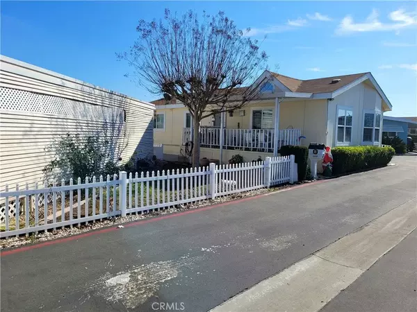 Anaheim, CA 92801,32 Walnut Via