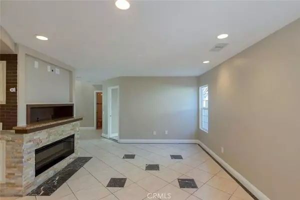 Corona, CA 92879,523 Hayes Circle