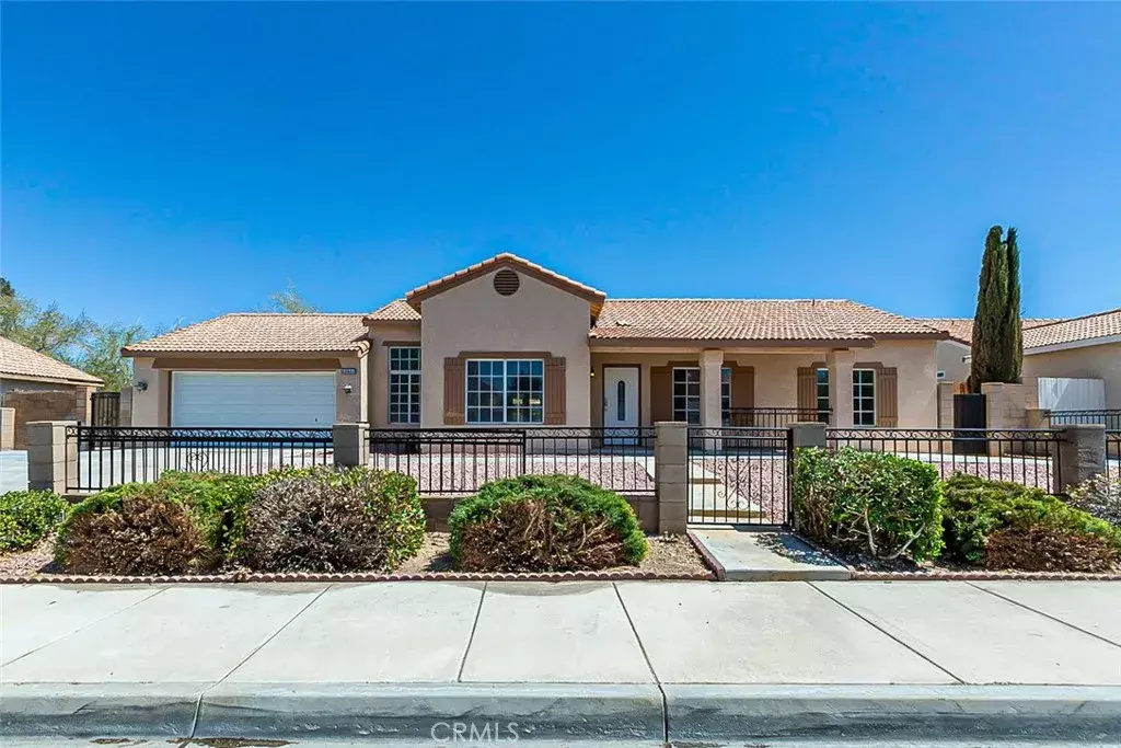 Victorville, CA 92392,12841 Cobalt Road