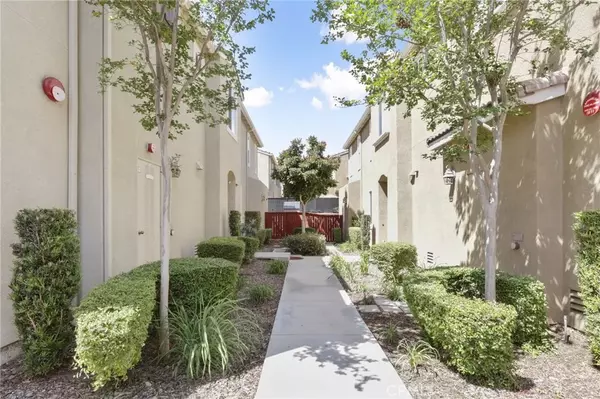 Murrieta, CA 92562,27424 Woburn Court #3