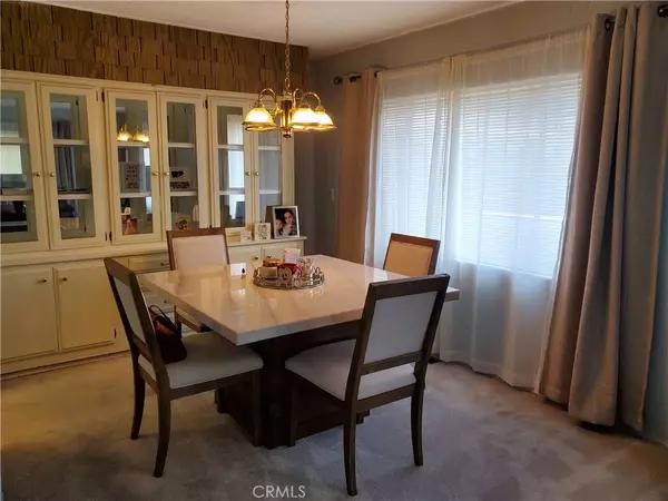 La Verne, CA 91750,3945 Bradford #75