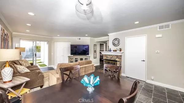 Mission Viejo, CA 92691,27692 Emerald #187