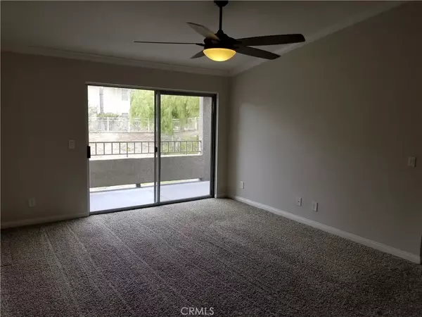 Corona, CA 92879,1010 La Terraza Circle #301