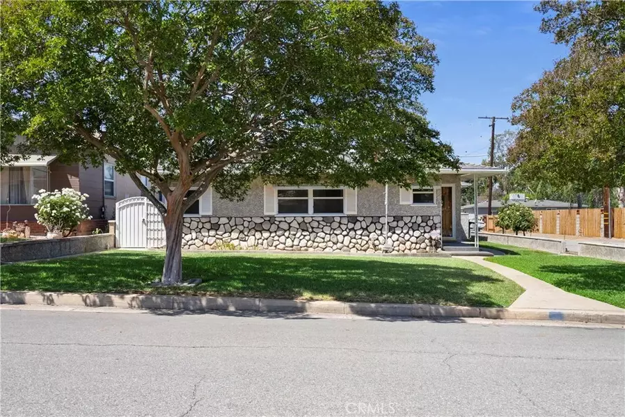 122 Hastings Street, Redlands, CA 92373