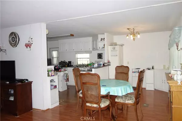 San Jacinto, CA 92582,213 Flora Vista Street