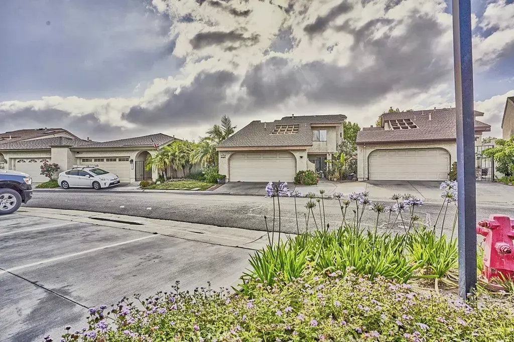 Anaheim, CA 92801,1148 N Boatswain Circle