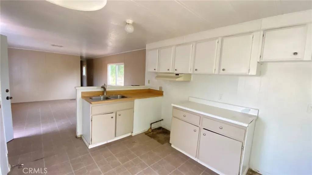 Perris, CA 92570,20455 Hunter Street