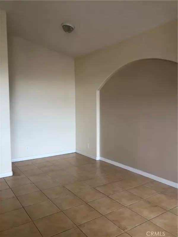 Victorville, CA 92395,13647 Rose Place