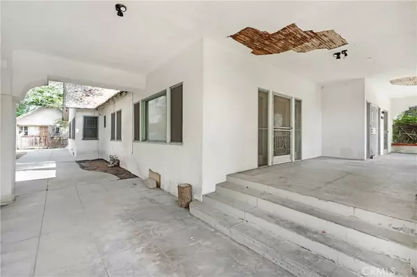 Colton, CA 92324,1255 N La Cadena Drive